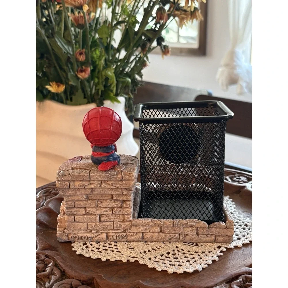 Spiderman Office Pen Holder (Collectible) Marvel Character. New. No Box